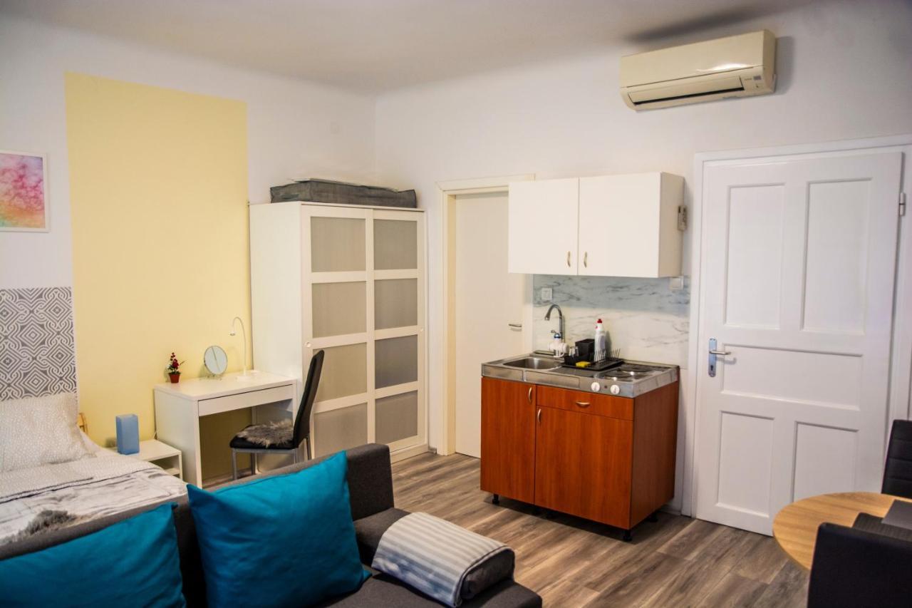 זאגרב Apartment & Room Eni מראה חיצוני תמונה